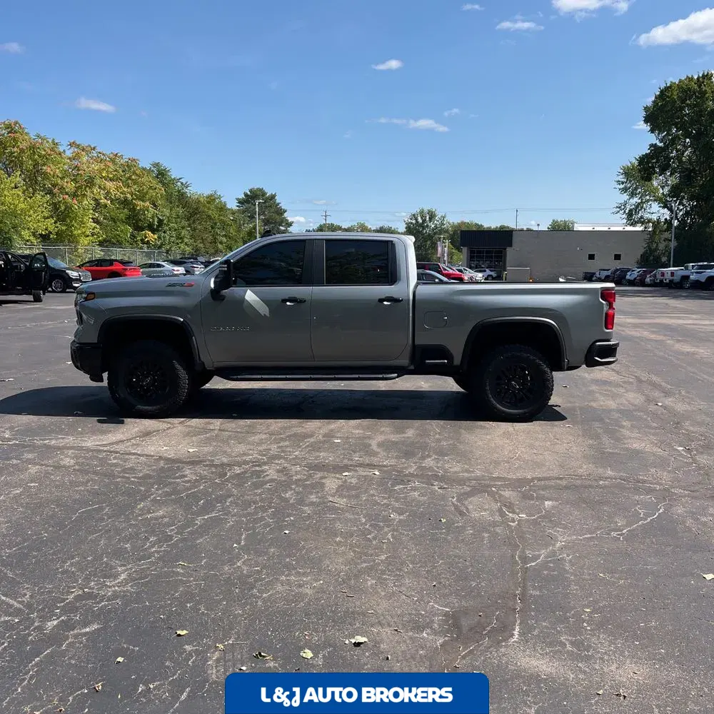 2024 Chevrolet Silverado 2500HD ZR2