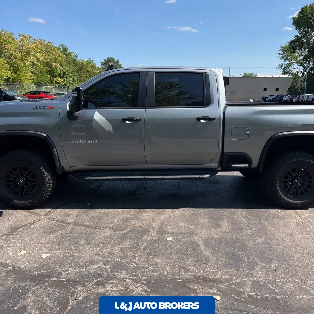 2024 Chevrolet Silverado 2500HD ZR2