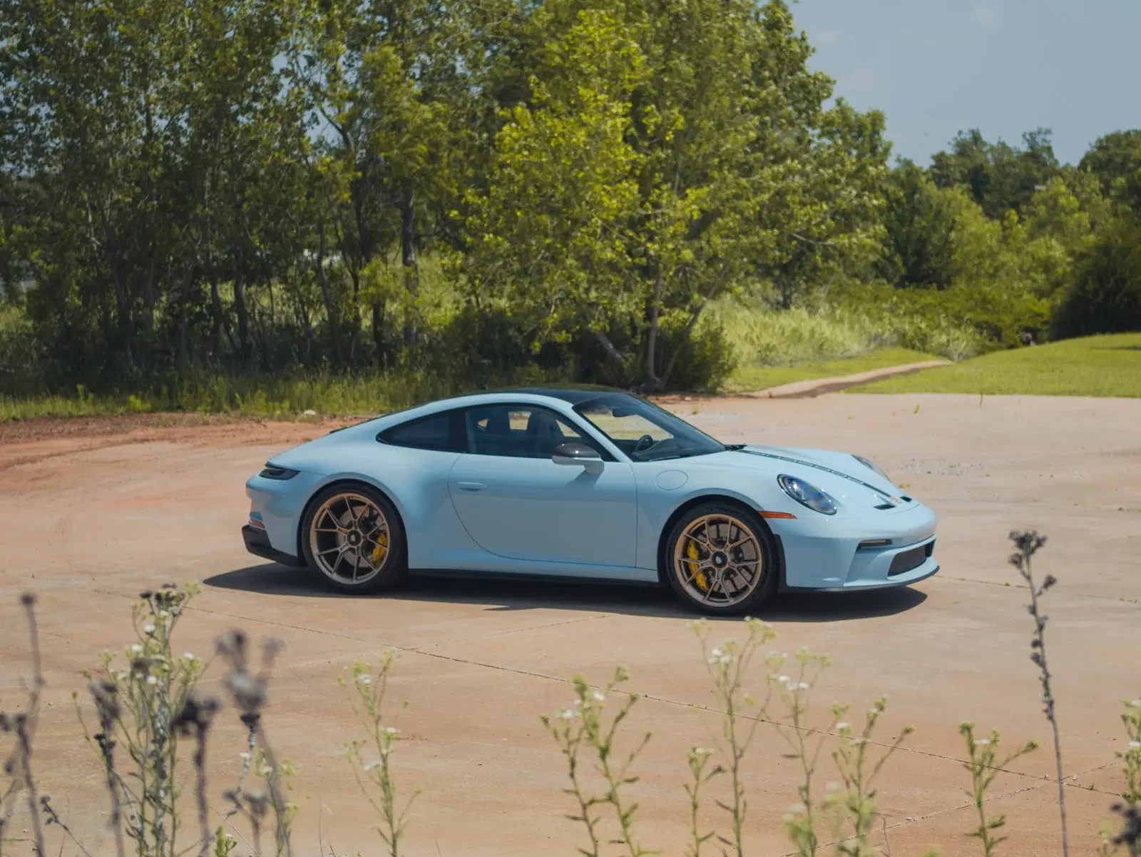 Meissen Blue 2023 Porsche 911 GT3 Touring 6-Speed