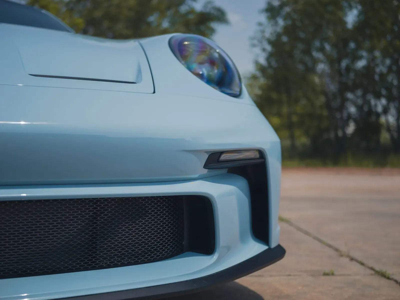 Meissen Blue 2023 Porsche 911 GT3 Touring 6-Speed