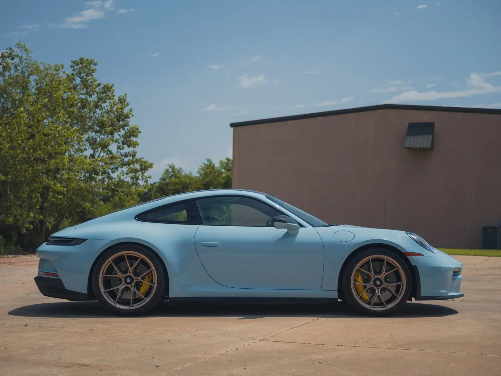 Meissen Blue 2023 Porsche 911 GT3 Touring 6-Speed