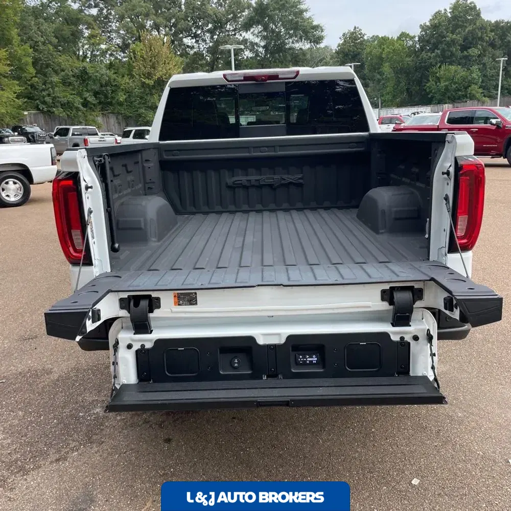 2024 GMC Sierra 1500 AT4X