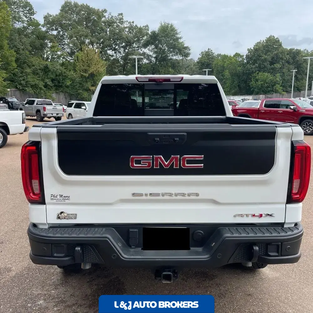 2024 GMC Sierra 1500 AT4X