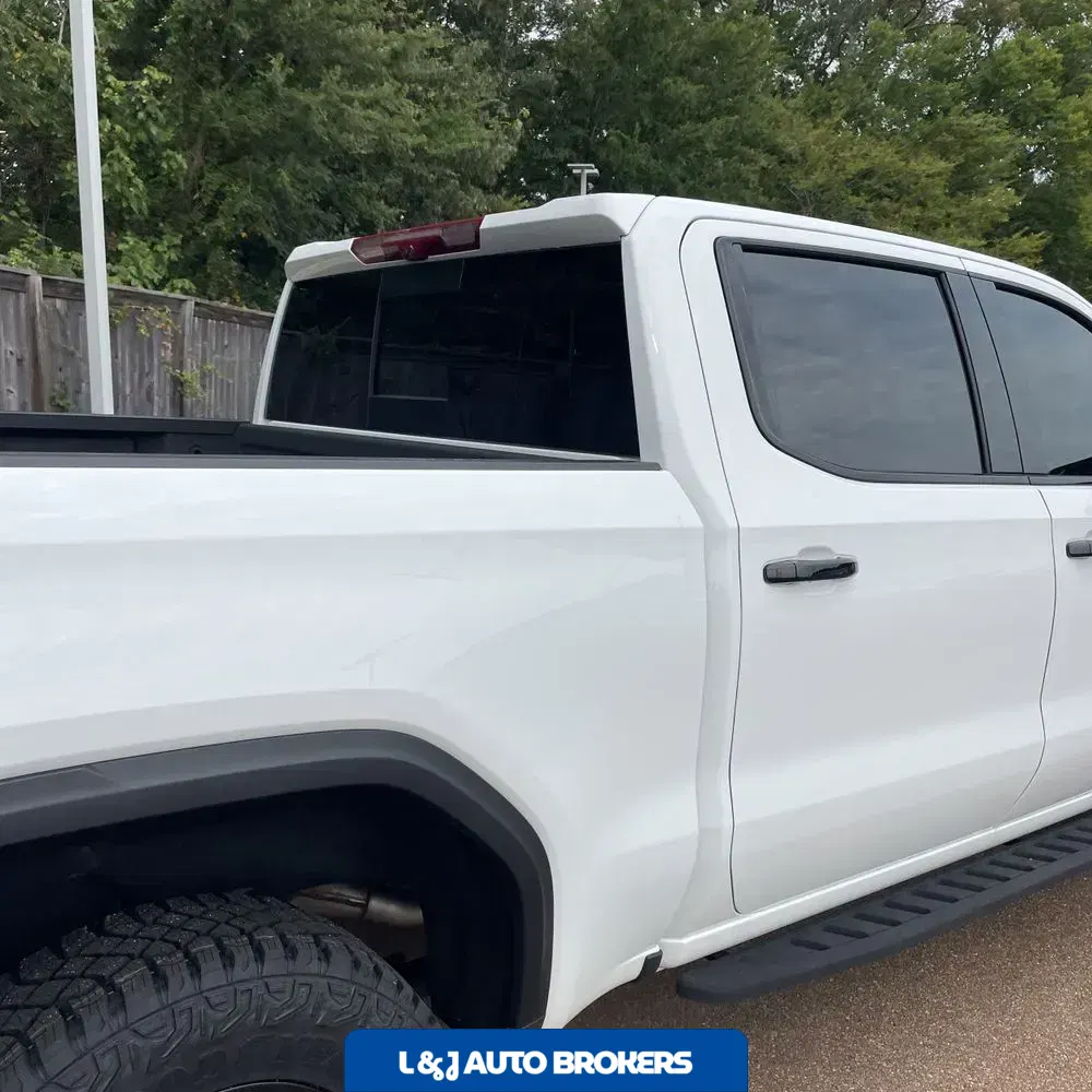 2024 GMC Sierra 1500 AT4X