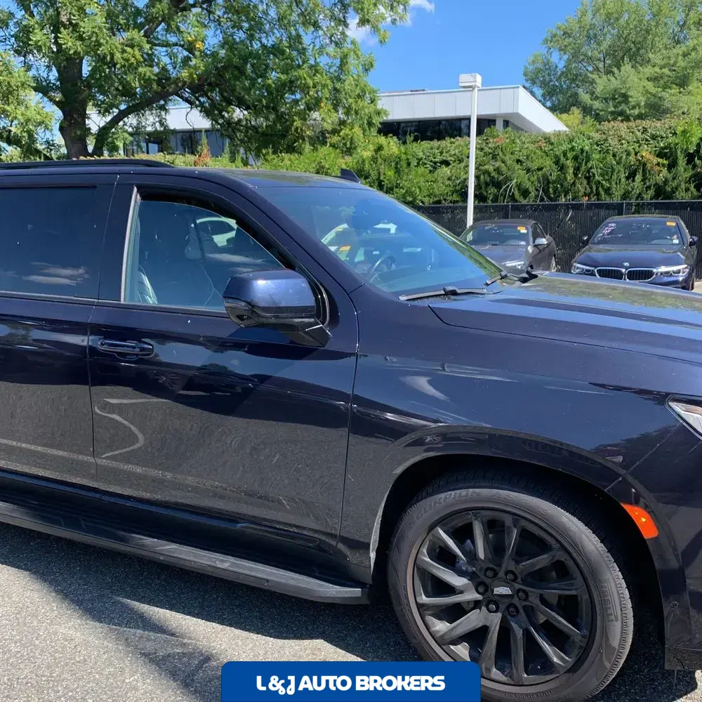 2023 Cadillac Escalade ESV Sport