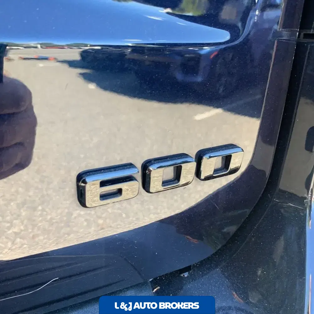 2023 Cadillac Escalade ESV Sport