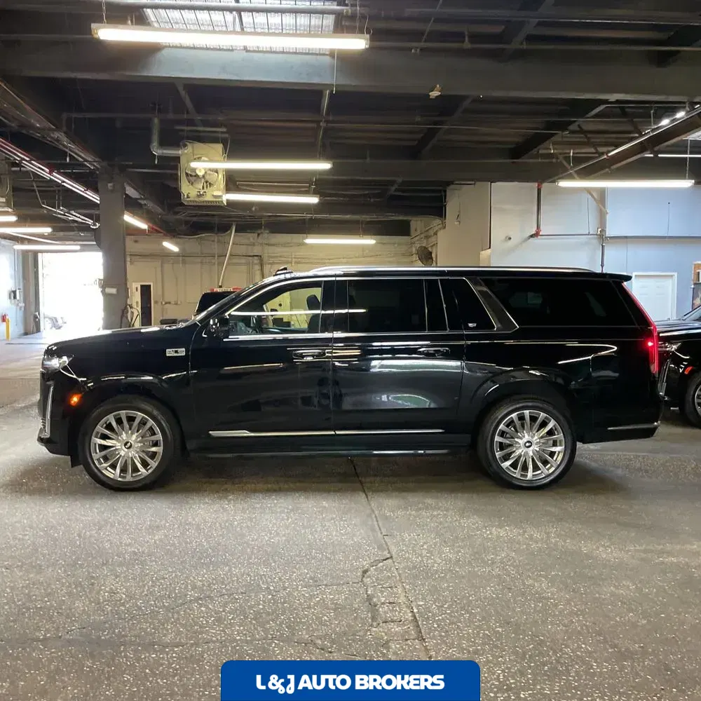 2023 Cadillac Escalade ESV Premium Luxury
