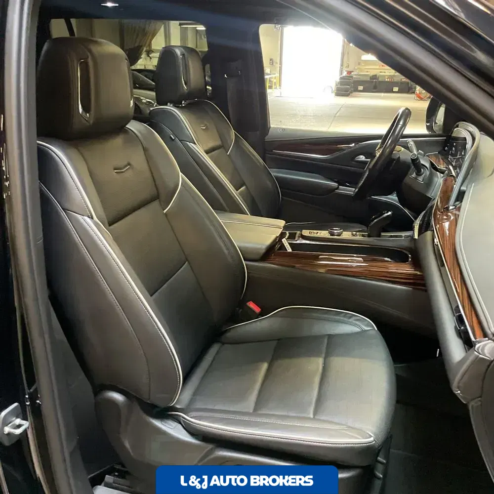 2023 Cadillac Escalade ESV Premium Luxury