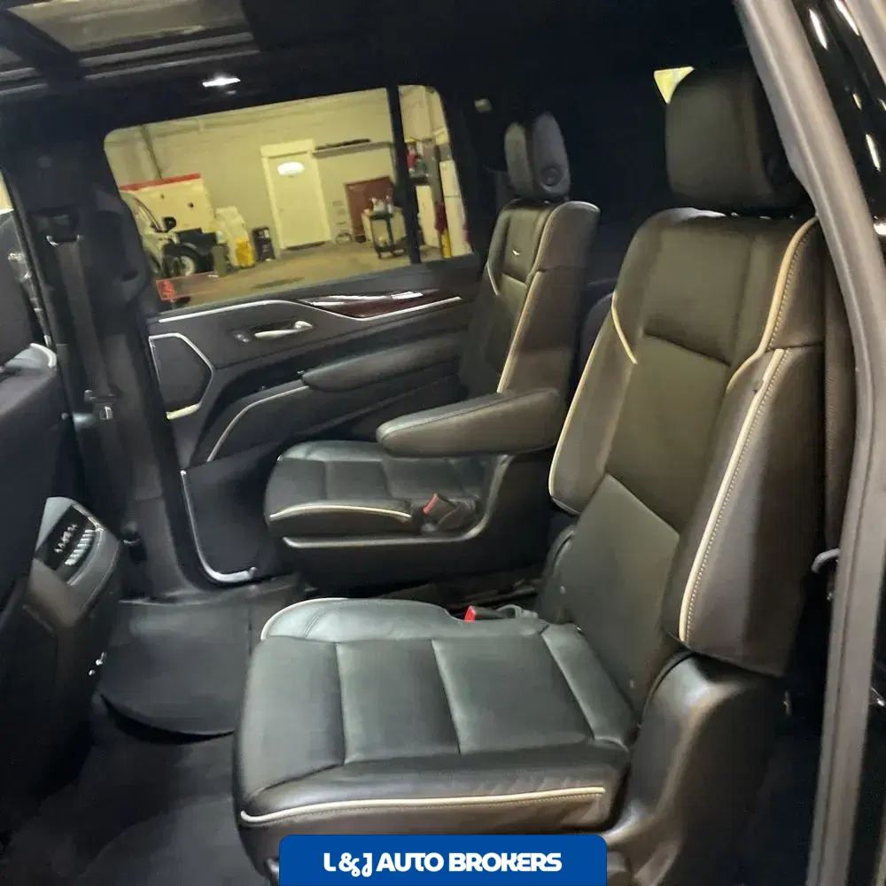 2023 Cadillac Escalade ESV Premium Luxury
