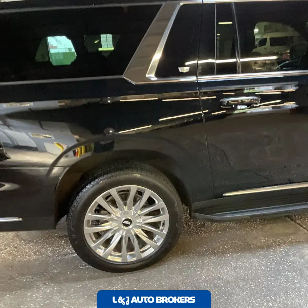 2023 Cadillac Escalade ESV Premium Luxury