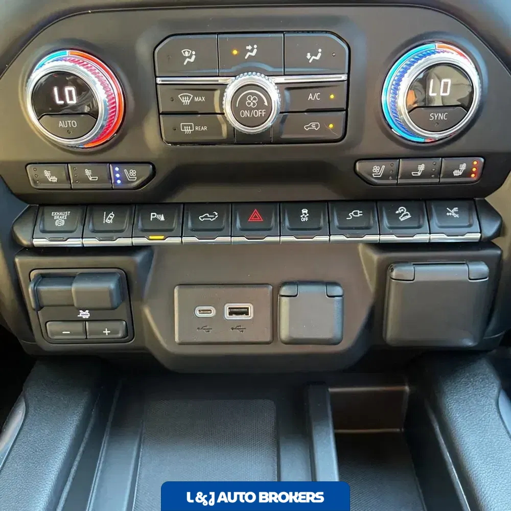 2022 GMC Sierra 3500HD Denali