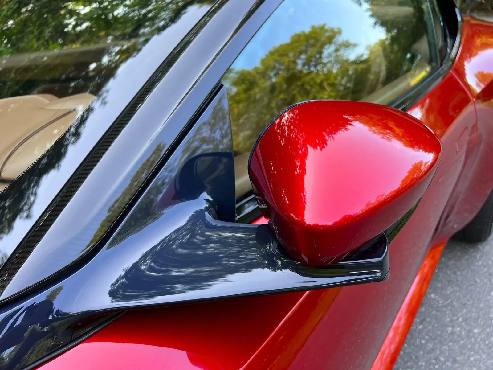 2019 Aston Martin DBS Superleggera Coupe