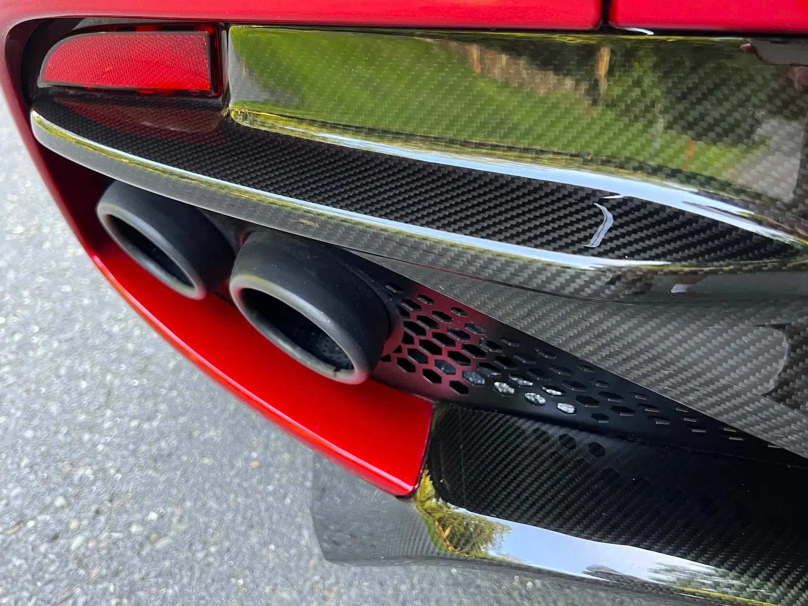2019 Aston Martin DBS Superleggera Coupe