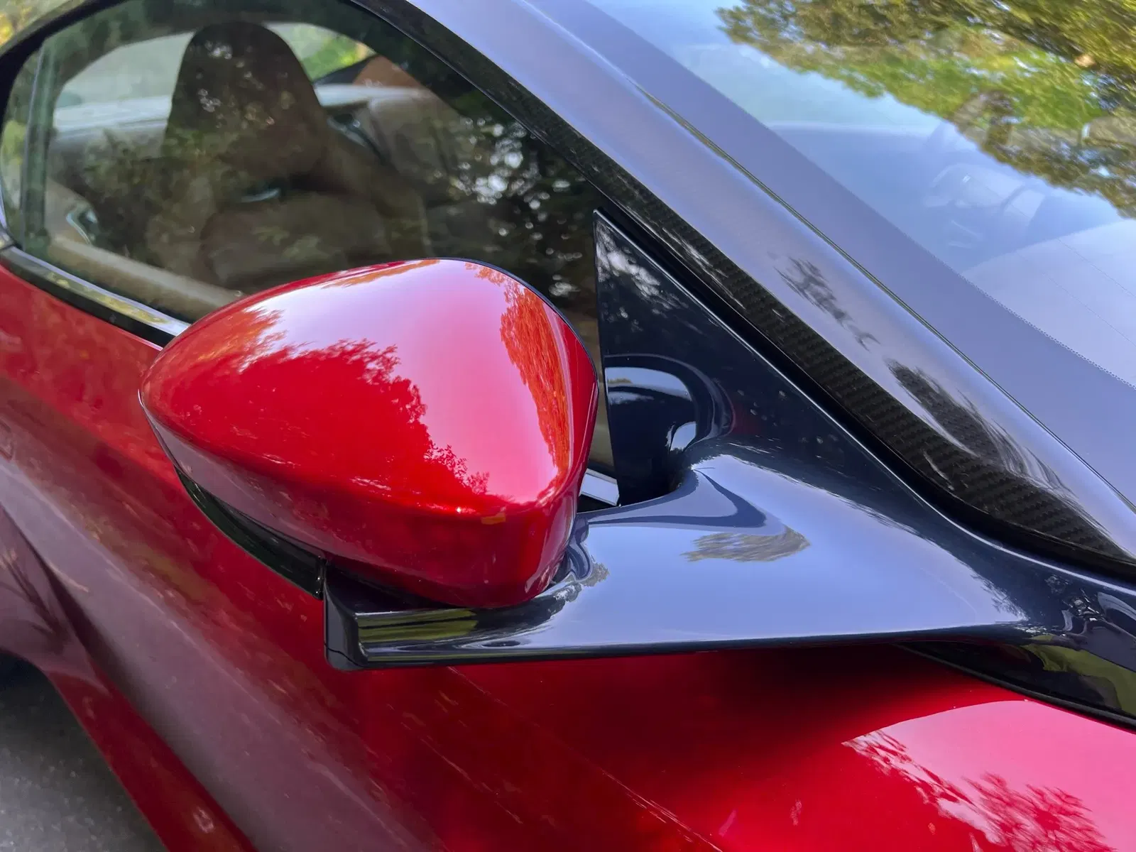 2019 Aston Martin DBS Superleggera Coupe