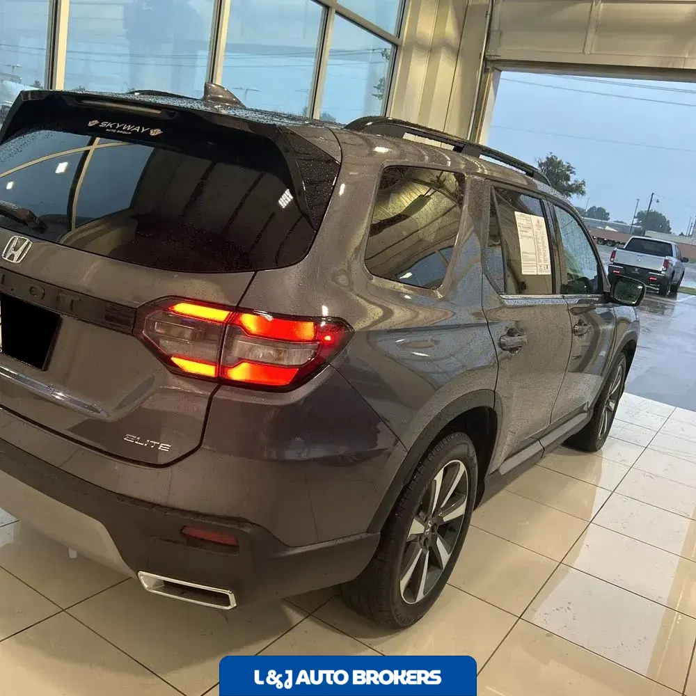 2025 Honda Pilot Elite