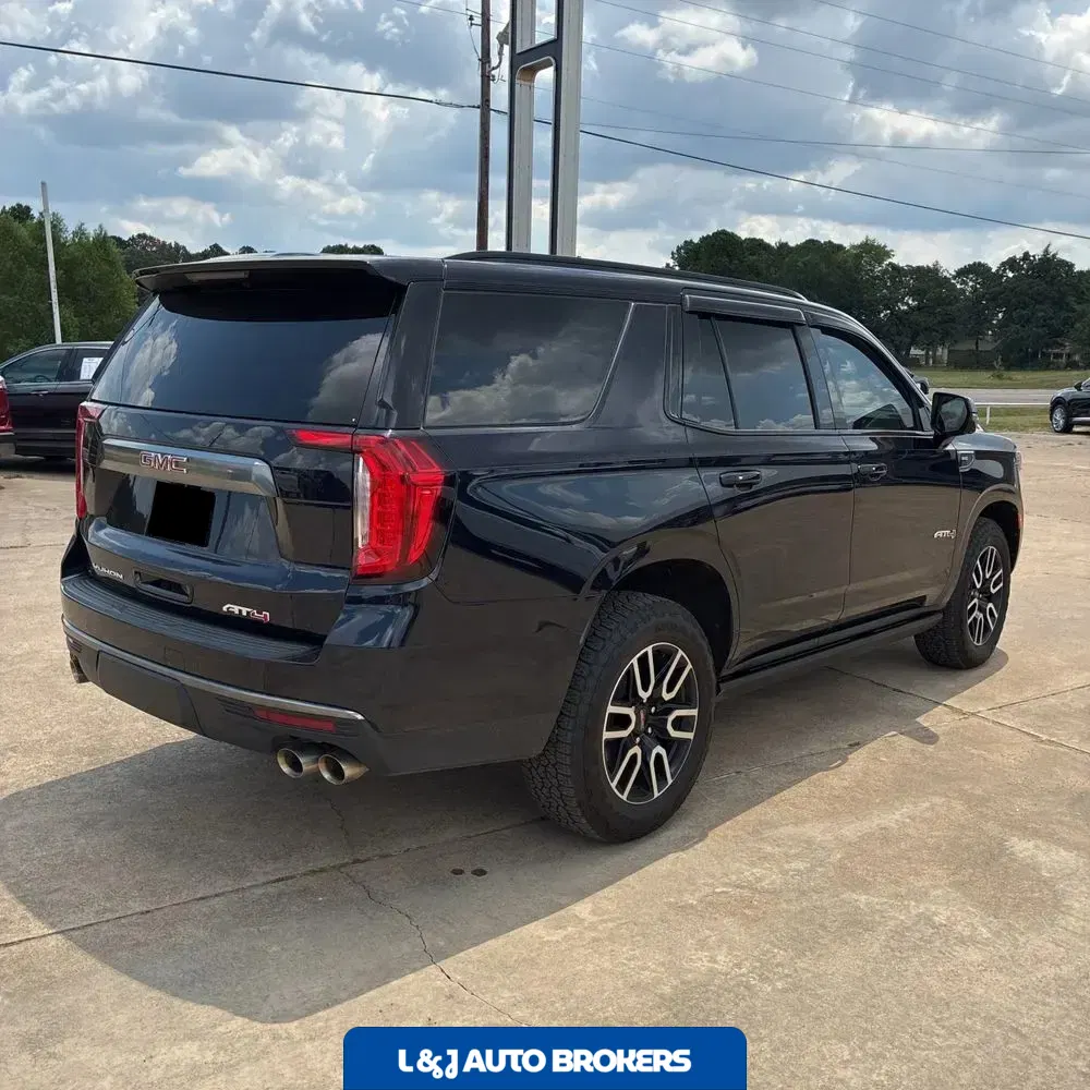 2022 GMC Yukon AT4