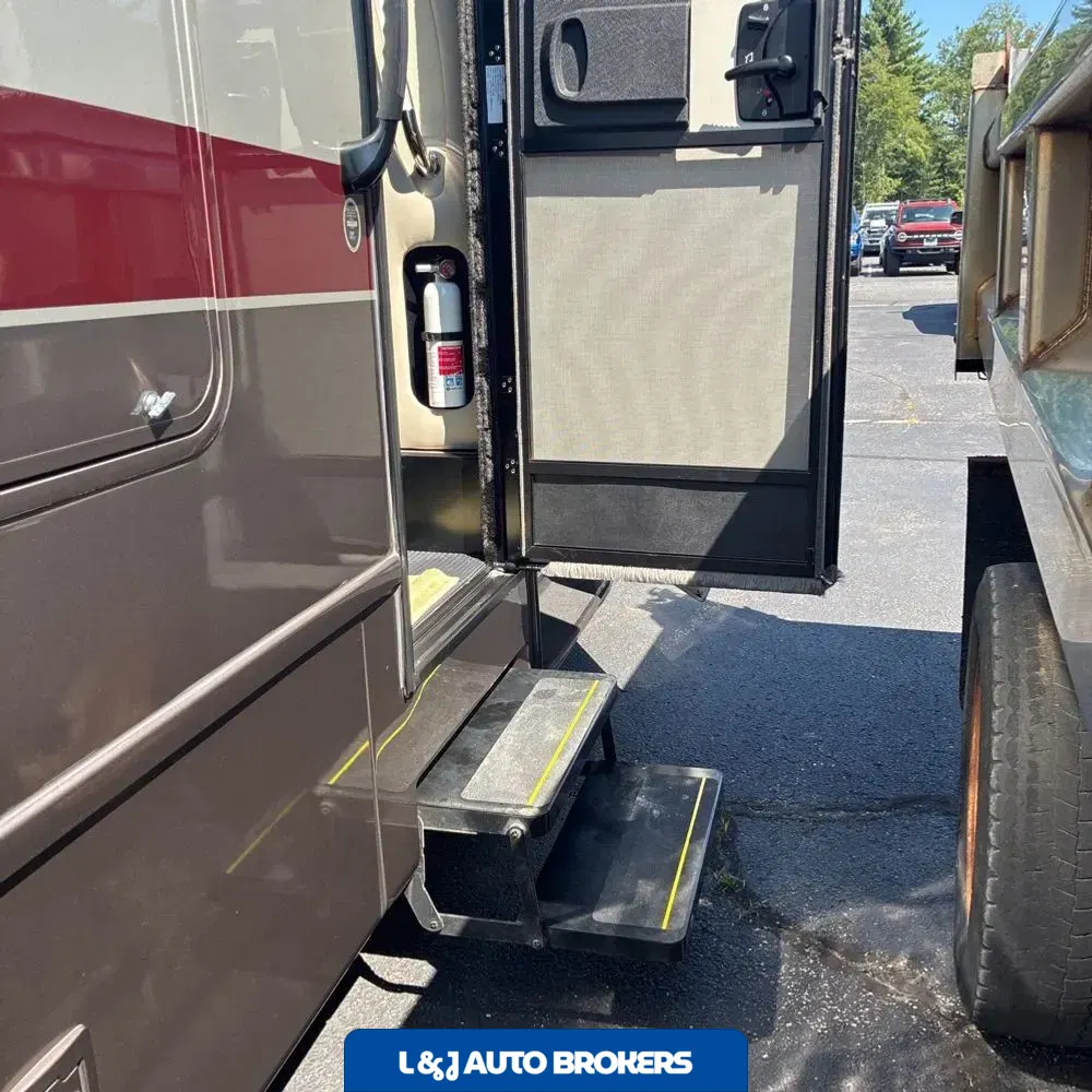 2020 Tiffin Motorhome Wayfarer