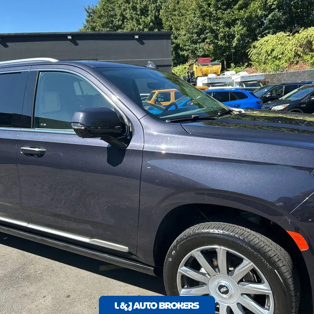 2023 Cadillac Escalade ESV Premium Luxury Platinum