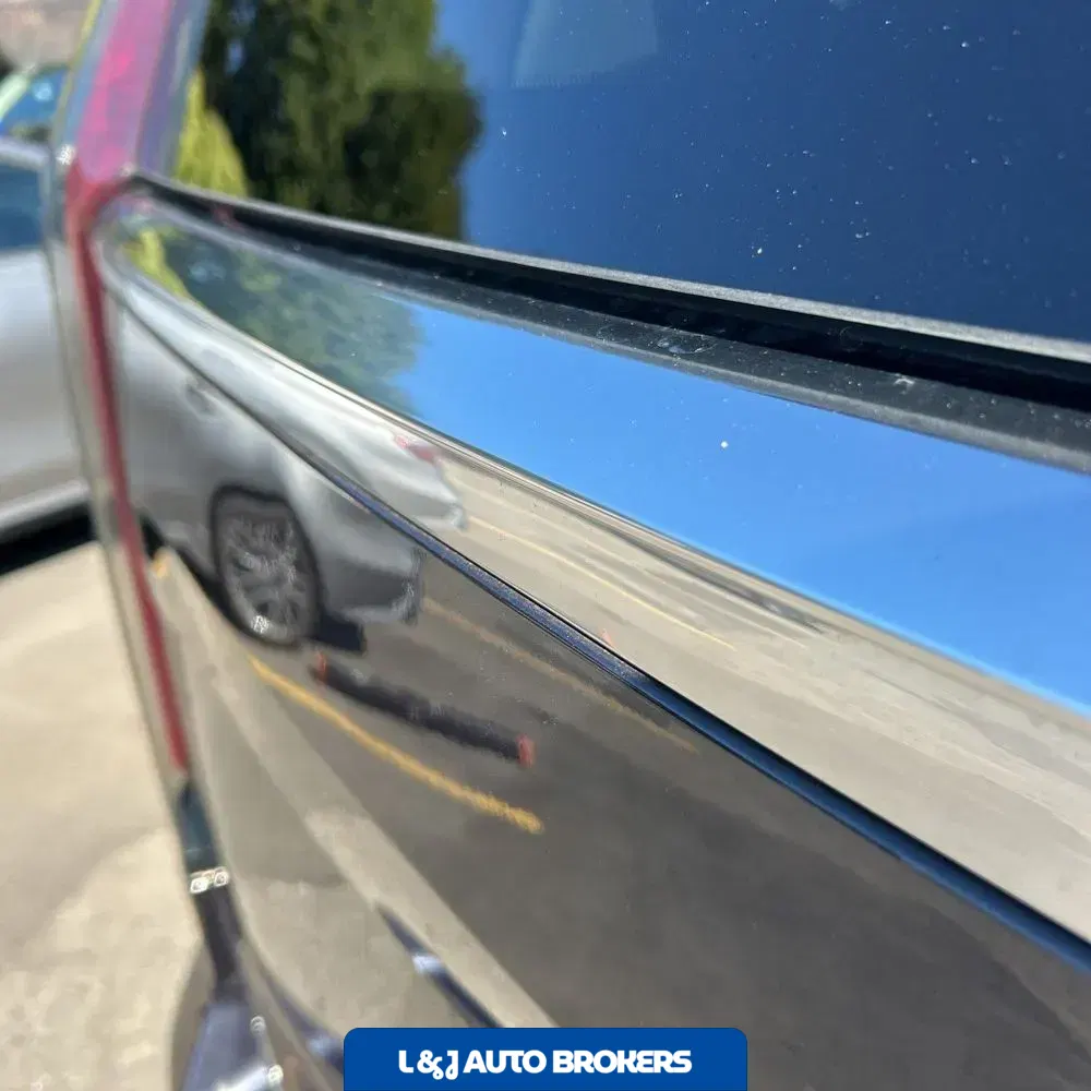 2023 Cadillac Escalade ESV Premium Luxury Platinum