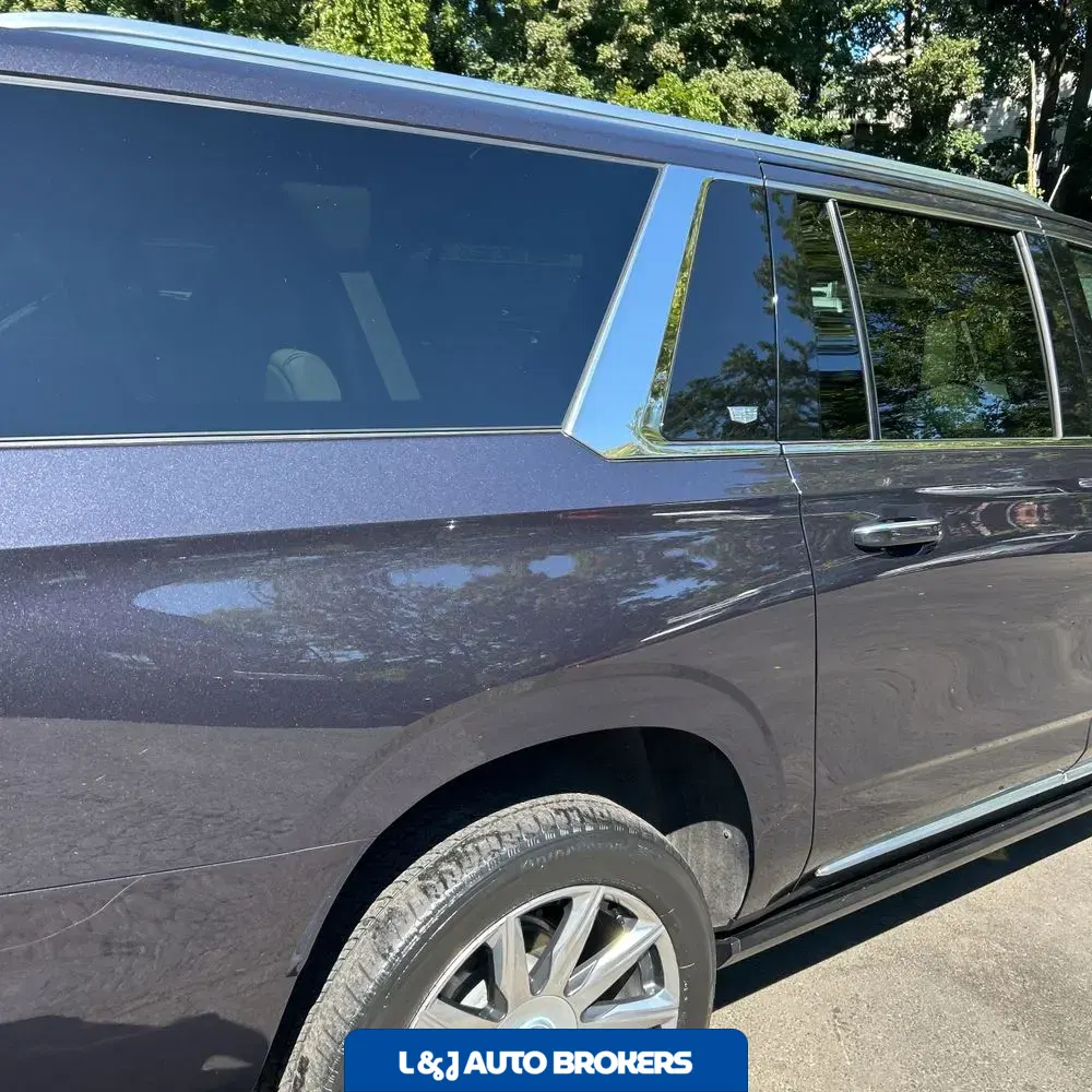 2023 Cadillac Escalade ESV Premium Luxury Platinum