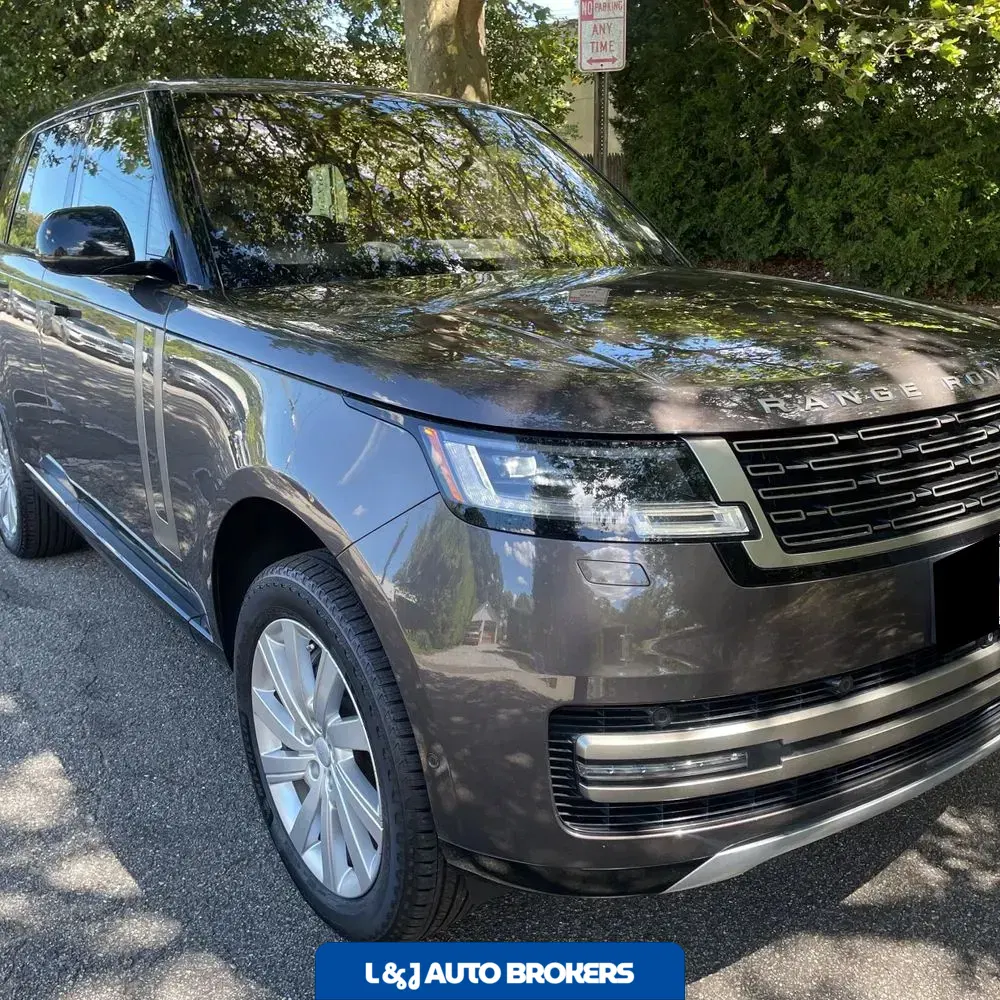 2023 Land Rover Range Rover SE
