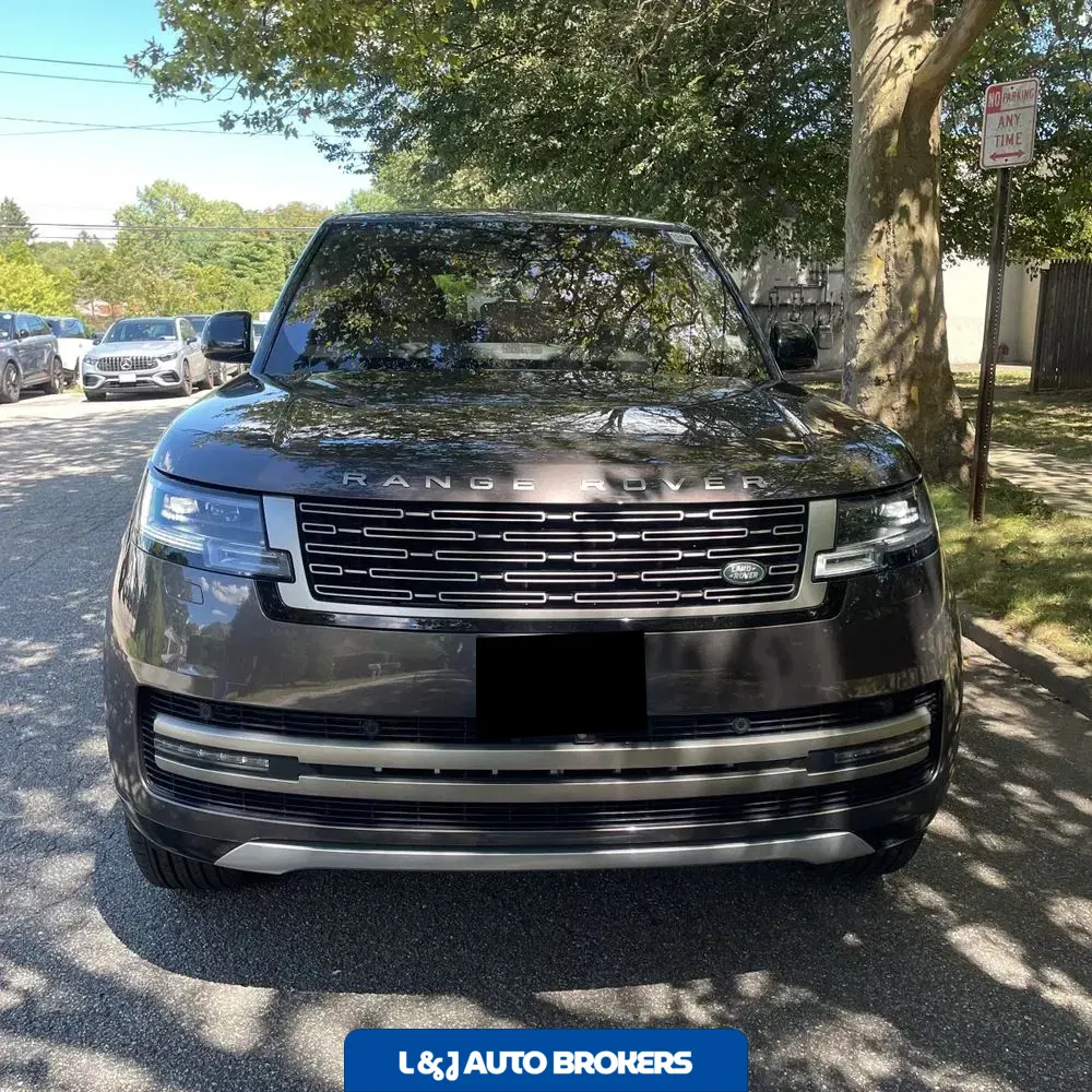 2023 Land Rover Range Rover SE