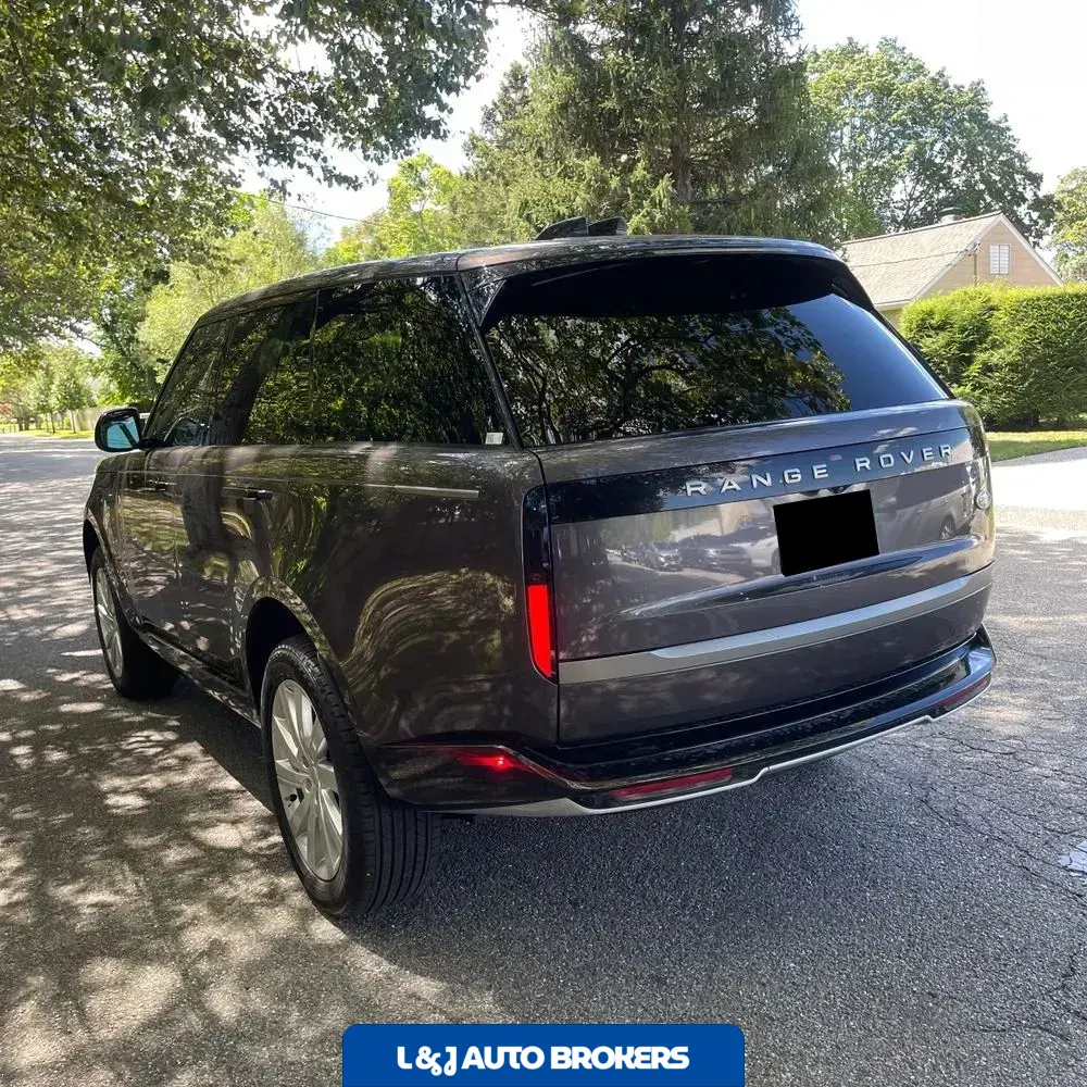 2023 Land Rover Range Rover SE