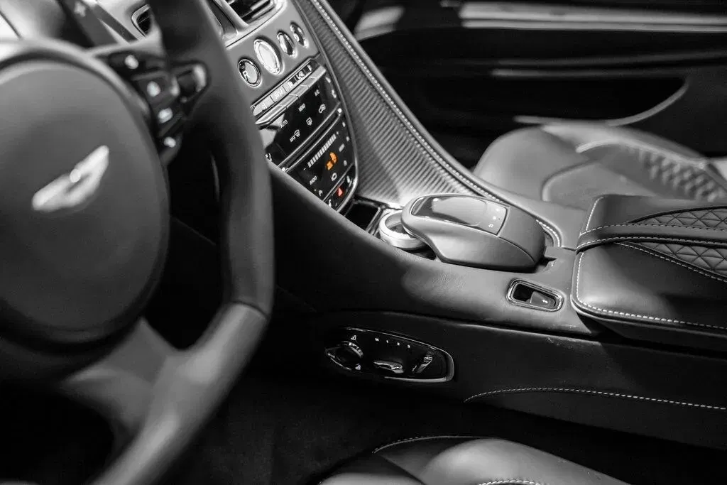 2022 Aston Martin DBS Superleggera Coupe