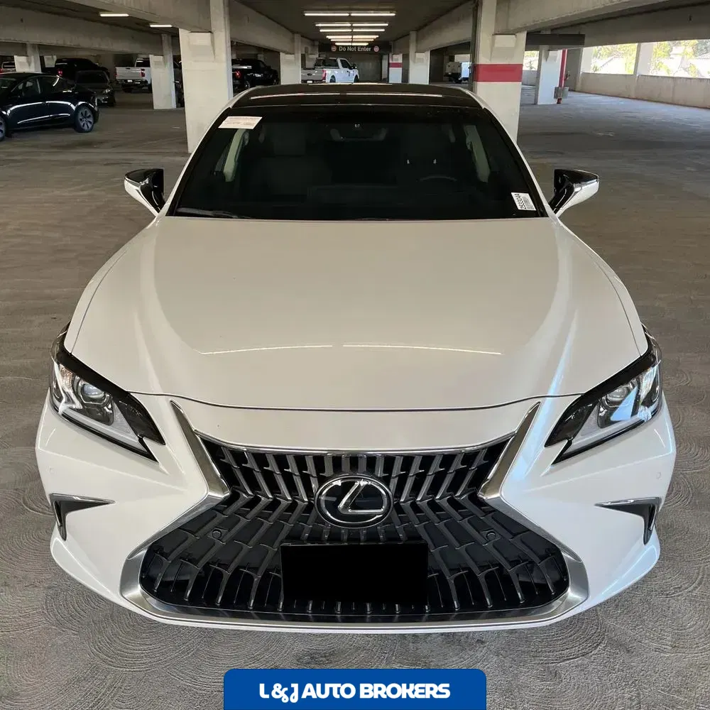 2025 Lexus ES 350 Base
