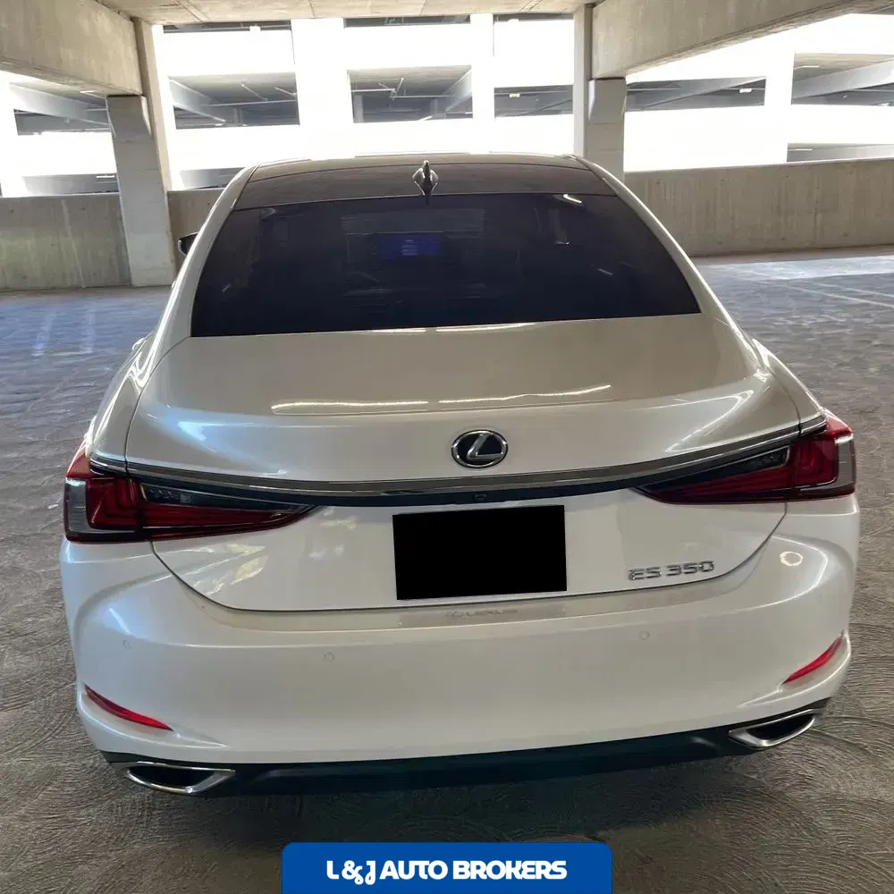 2025 Lexus ES 350 Base