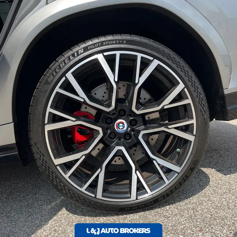 2023 BMW X6 M