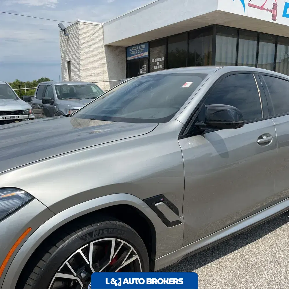 2023 BMW X6 M