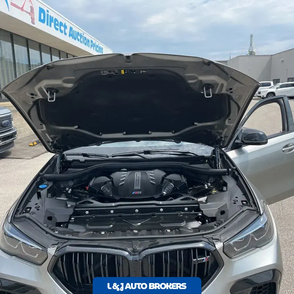 2023 BMW X6 M