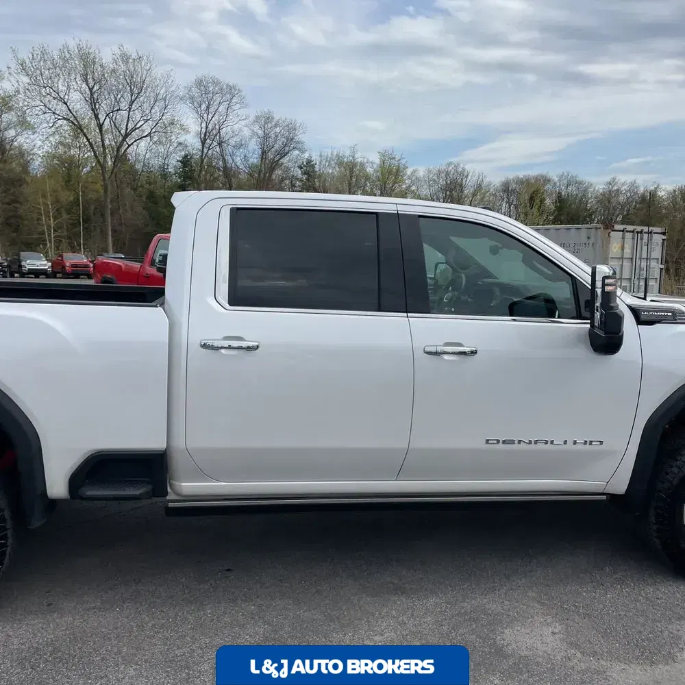 2024 GMC Sierra 3500HD Denali Ultimate