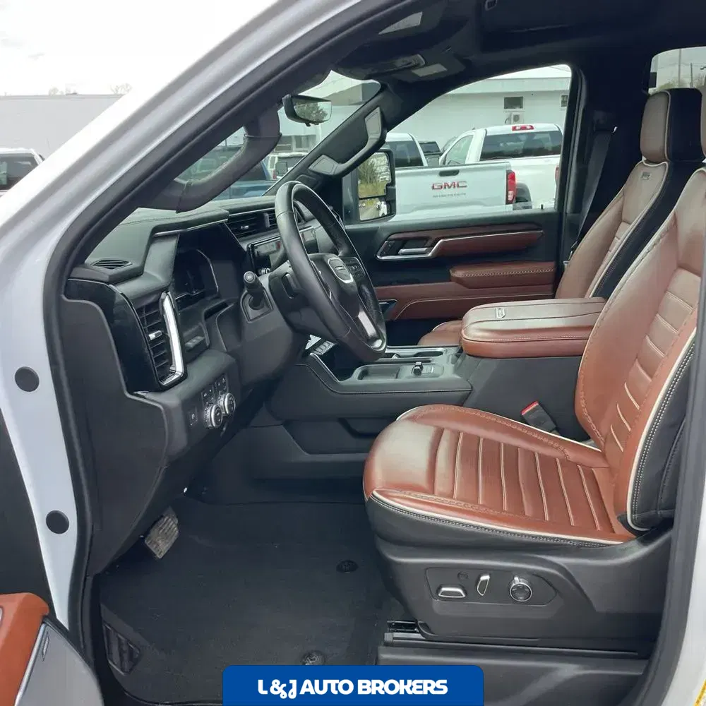 2024 GMC Sierra 3500HD Denali Ultimate