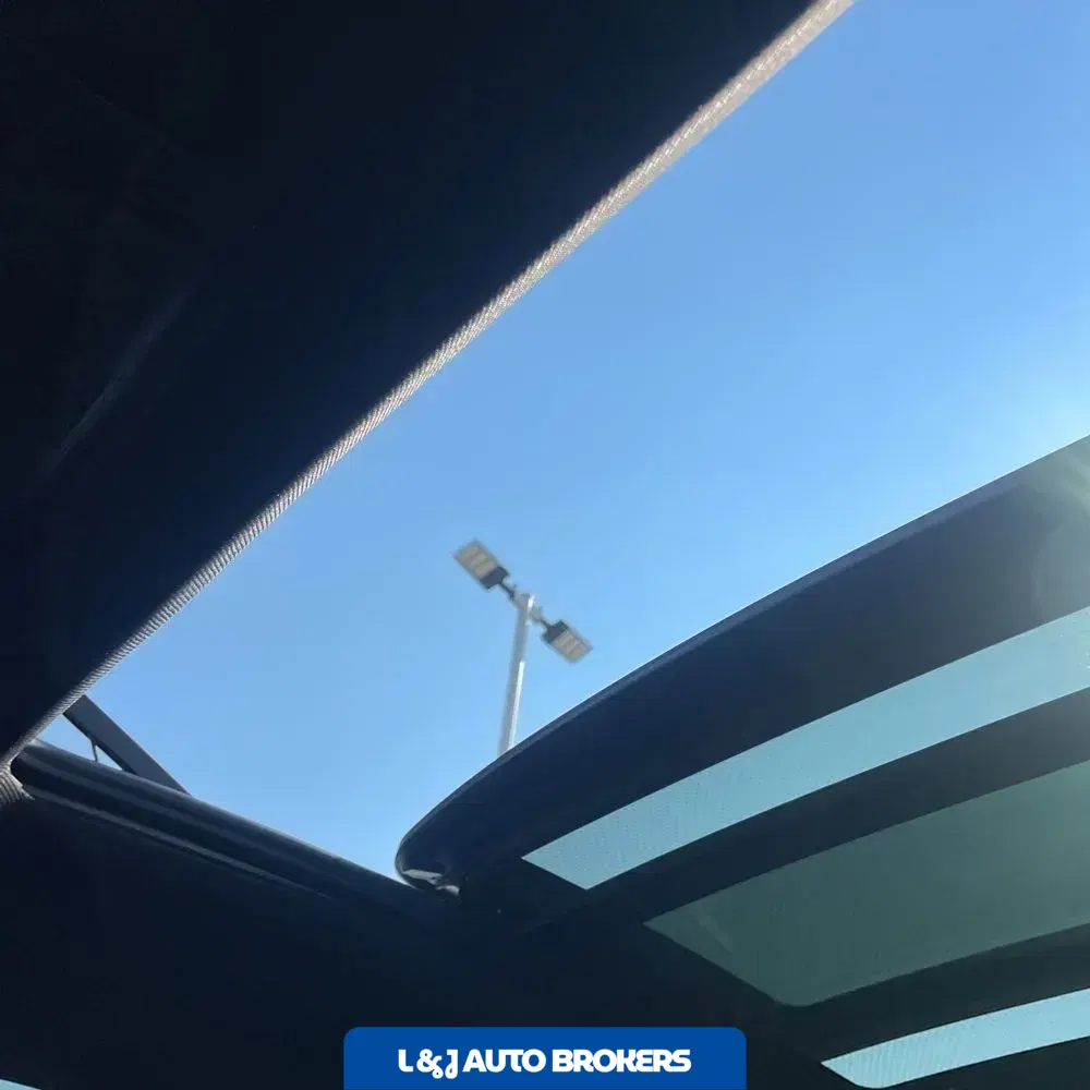 2022 BMW X6 M50i