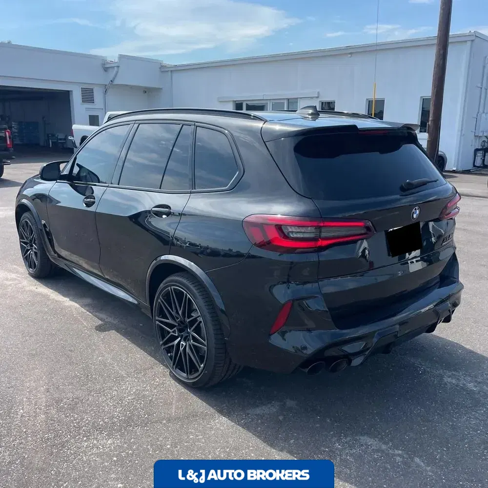 2021 BMW X5 M