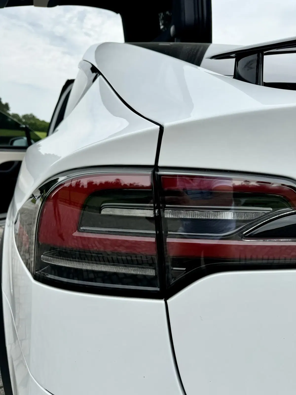 2022 Tesla Model X Plaid