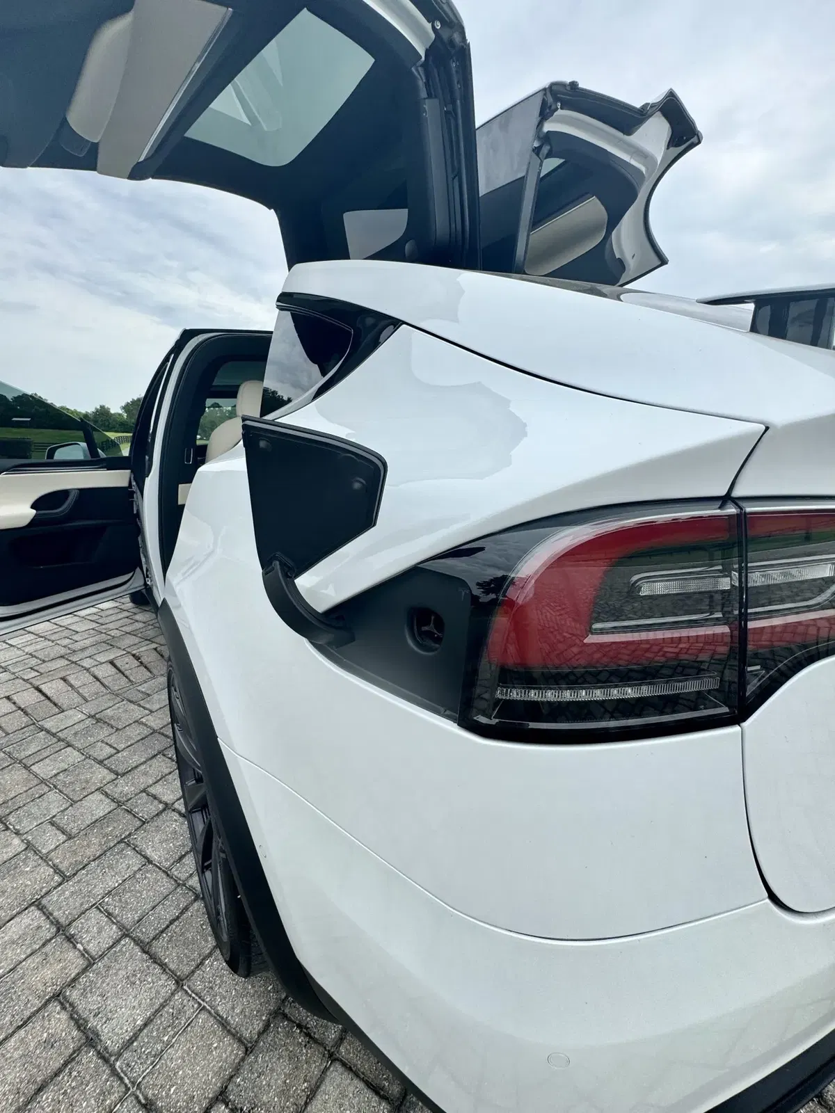 2022 Tesla Model X Plaid