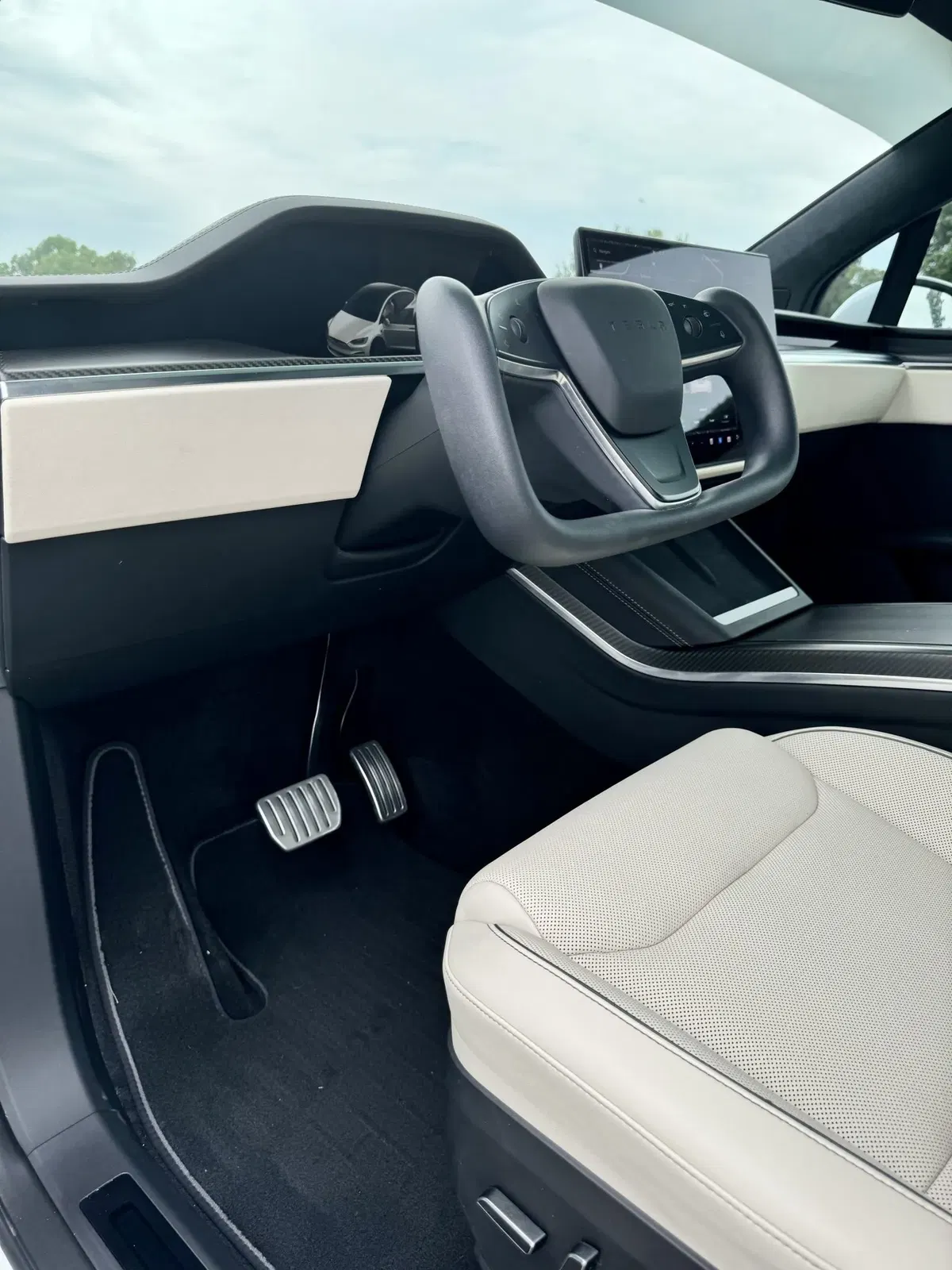 2022 Tesla Model X Plaid