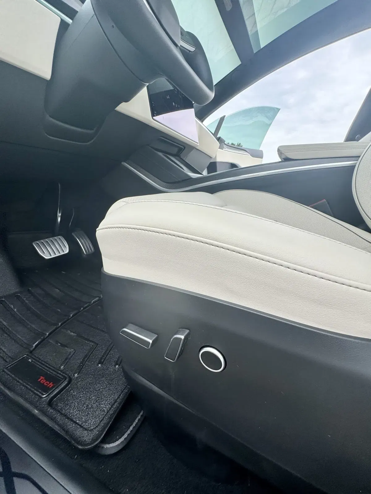 2022 Tesla Model X Plaid
