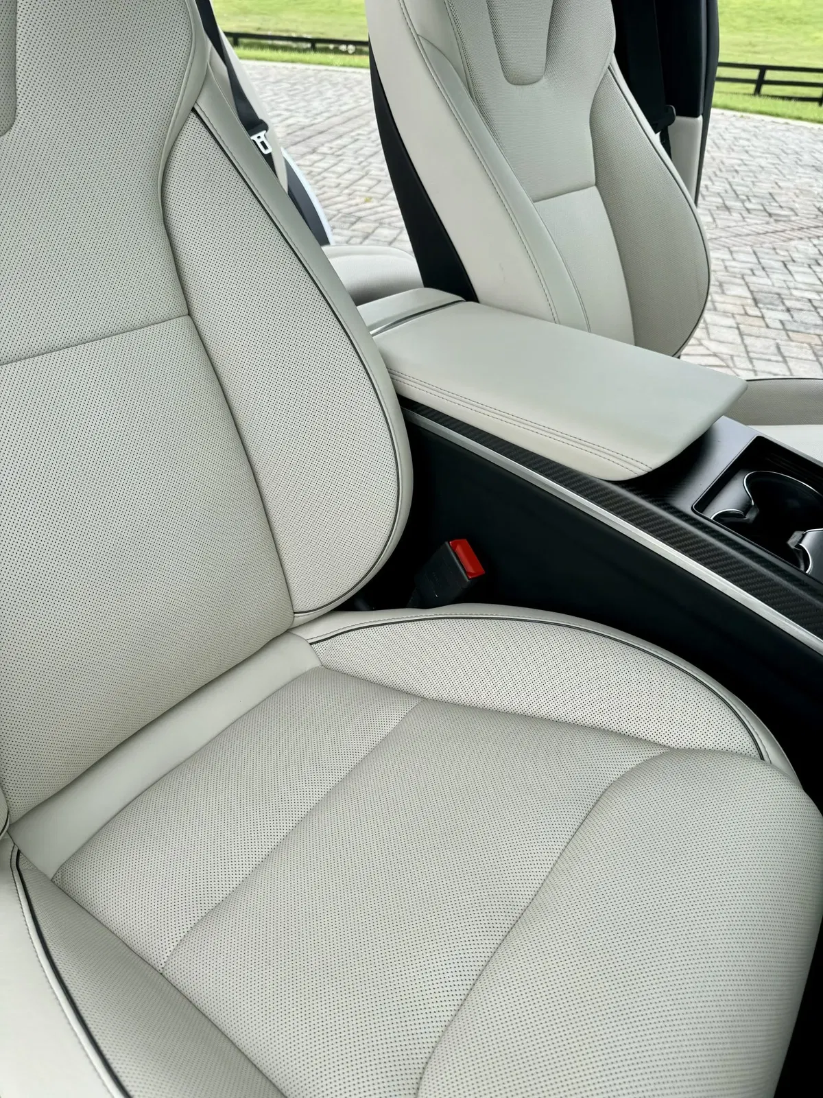 2022 Tesla Model X Plaid