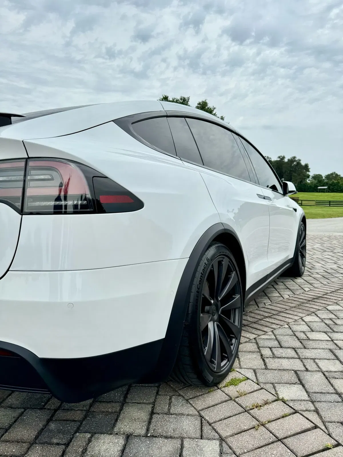 2022 Tesla Model X Plaid