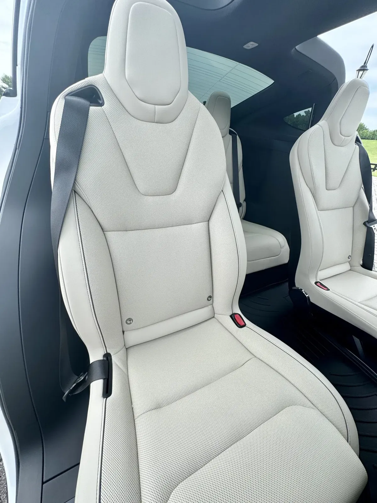2022 Tesla Model X Plaid