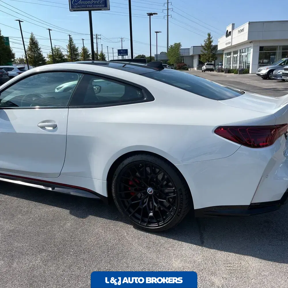 2023 BMW M4 CSL