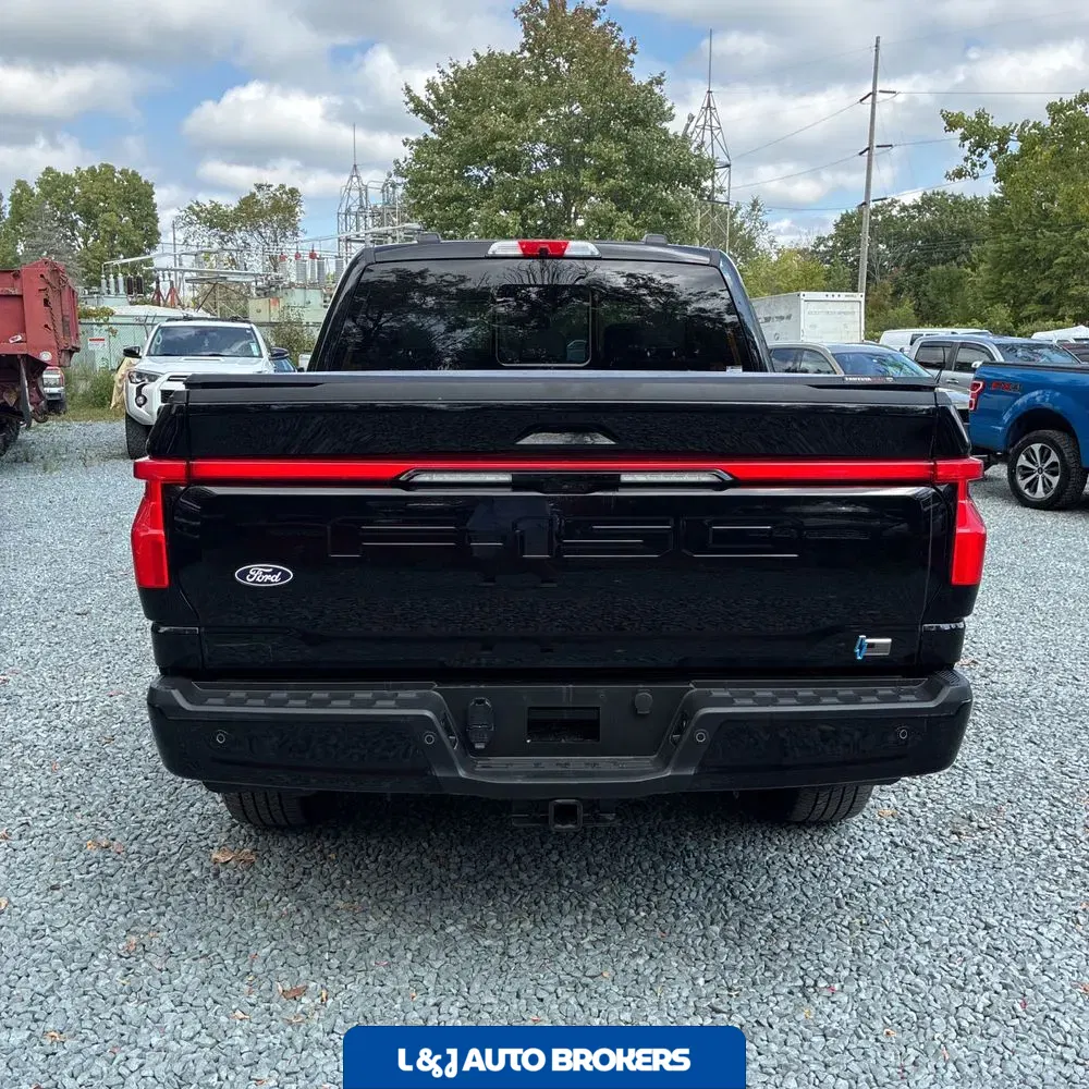 2024 Ford F-150 Lightning Lariat