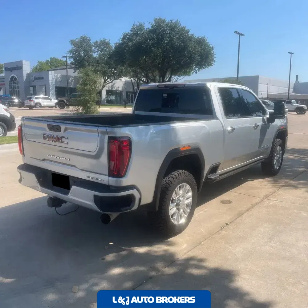 2023 GMC Sierra 2500HD Denali