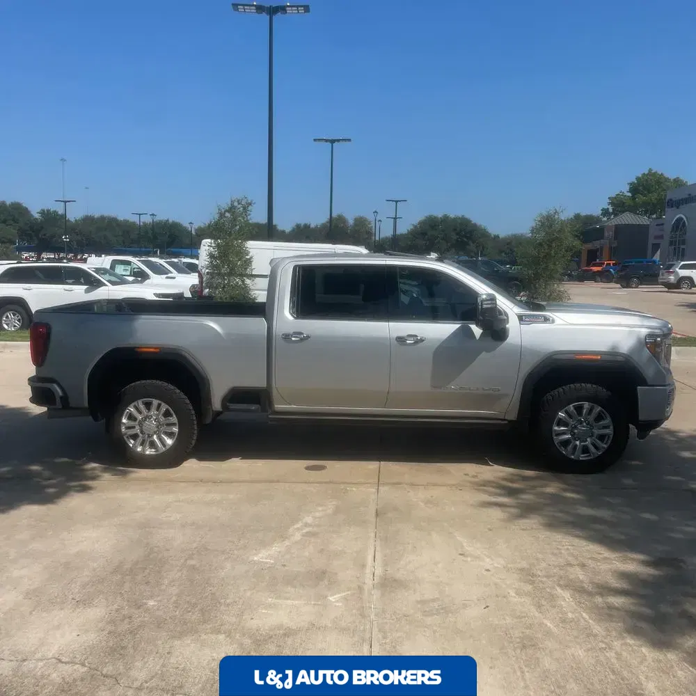 2023 GMC Sierra 2500HD Denali