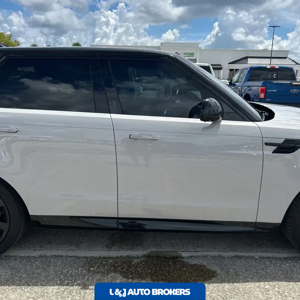 2023 Land Rover Range Rover Sport SE DYN
