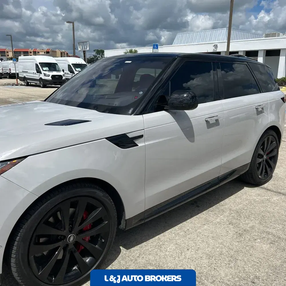 2023 Land Rover Range Rover Sport SE DYN